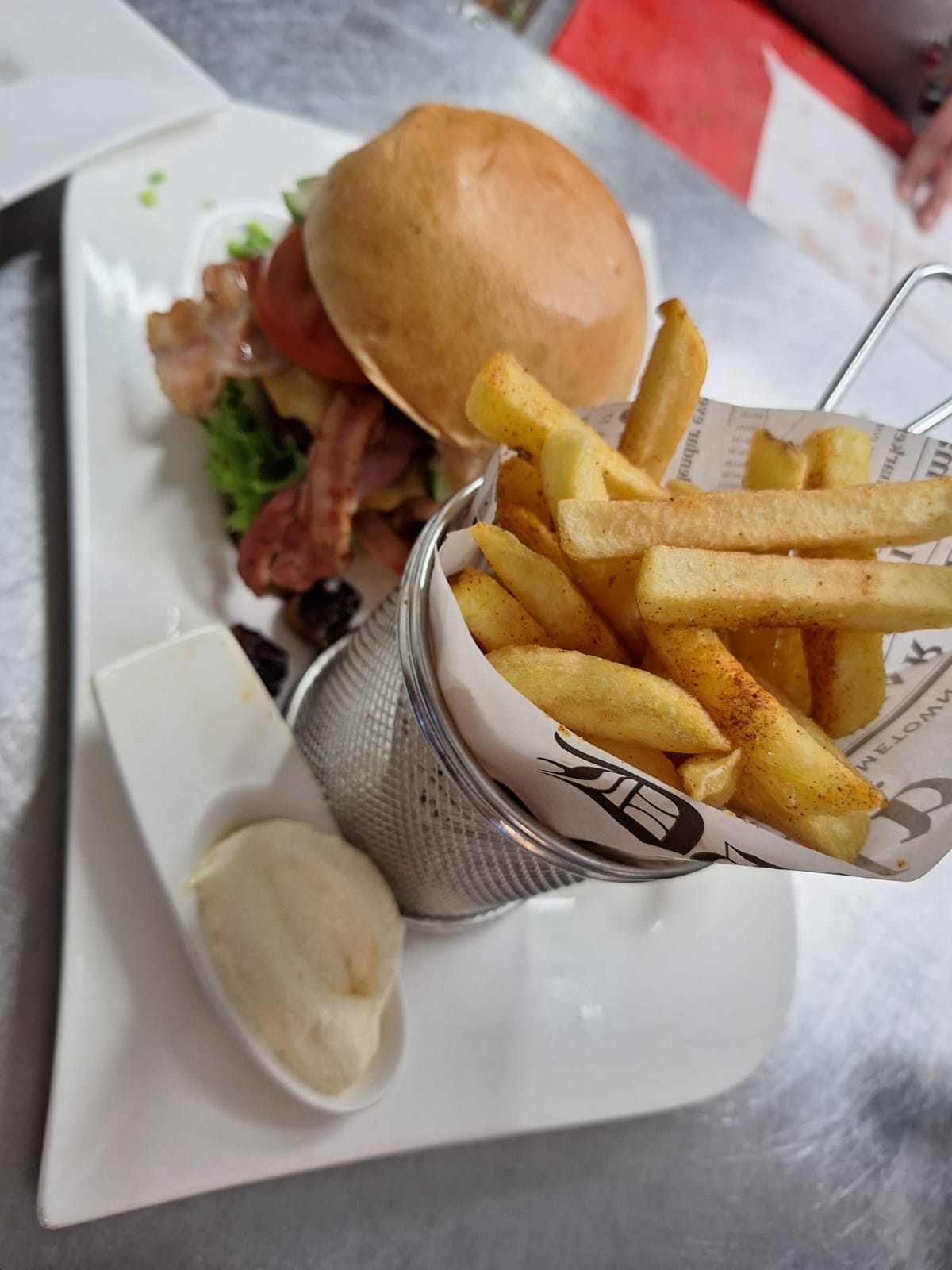 Pommes mit ...